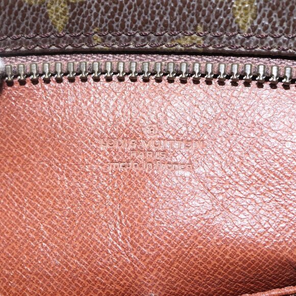 LOUIS VUITTON Monogram Compiegne 28 Clutch Bag - Picture 13 of 16